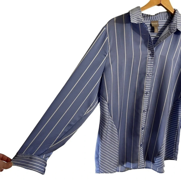 Chicos Striped Button Up Shirt Size 2 Blue Purple White Collared Long Sleeves - Picture 3 of 9